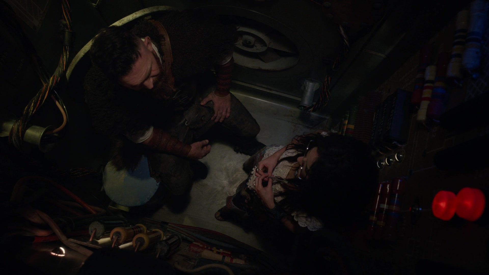 ghostscbs213_28100229.jpg