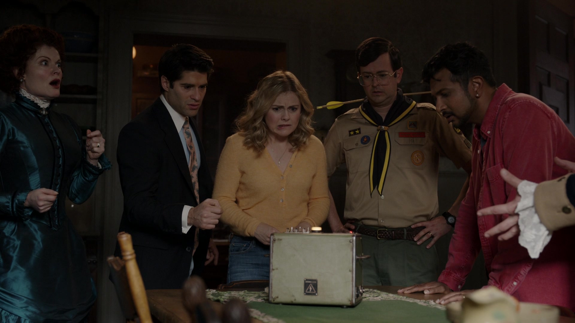 ghostscbs213_28104629.jpg