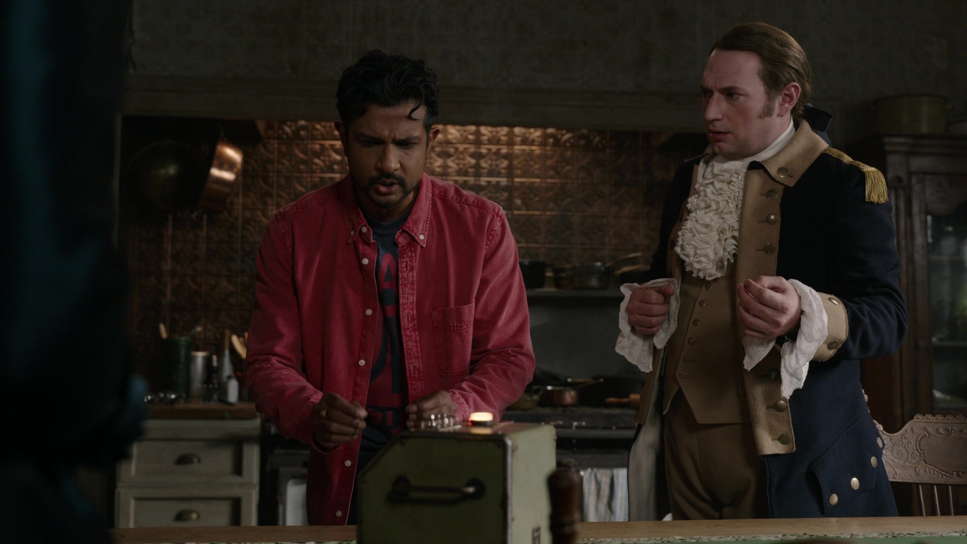 ghostscbs213_28105829.jpg