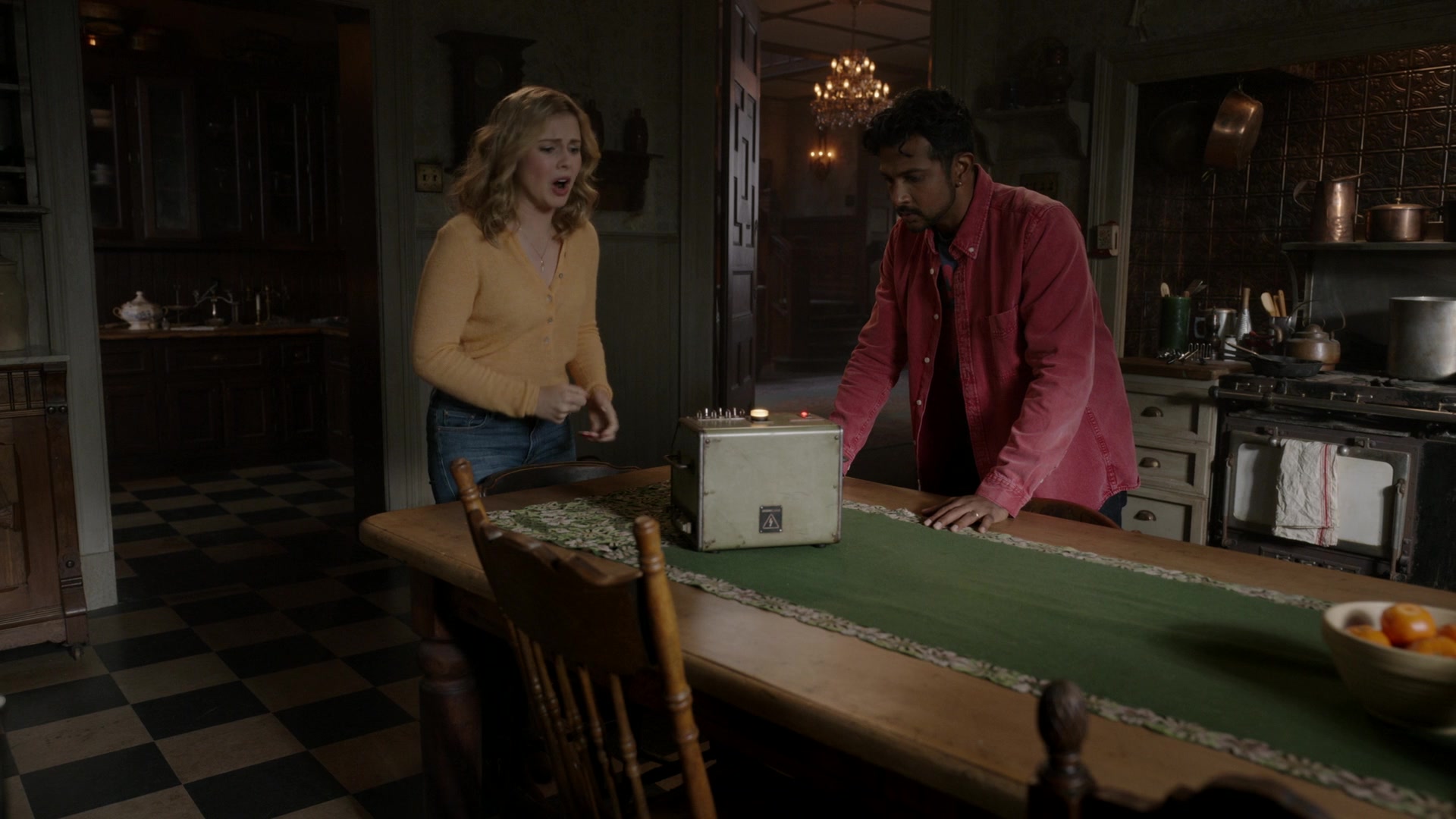 ghostscbs213_28109429.jpg