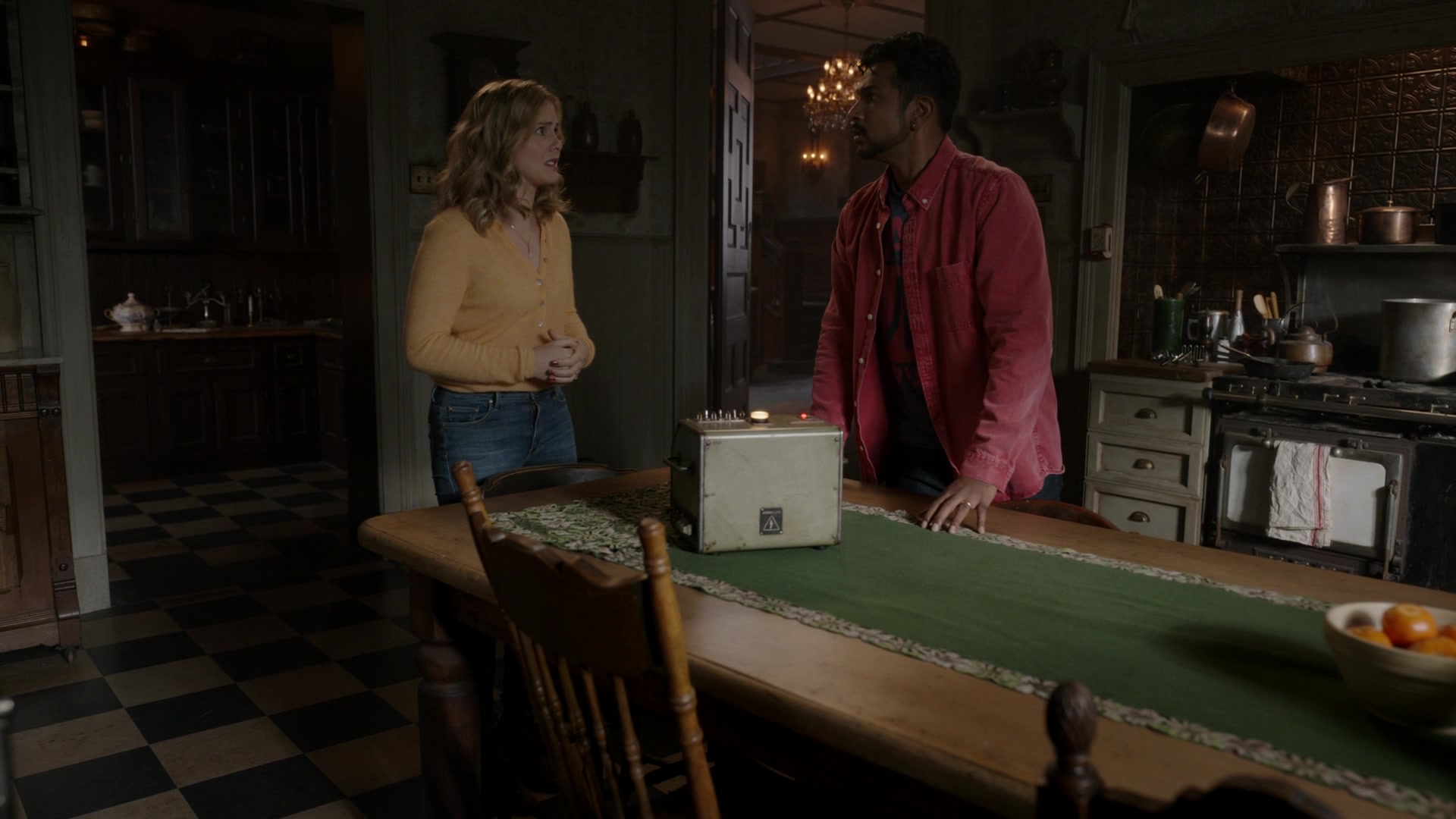 ghostscbs213_28109629.jpg