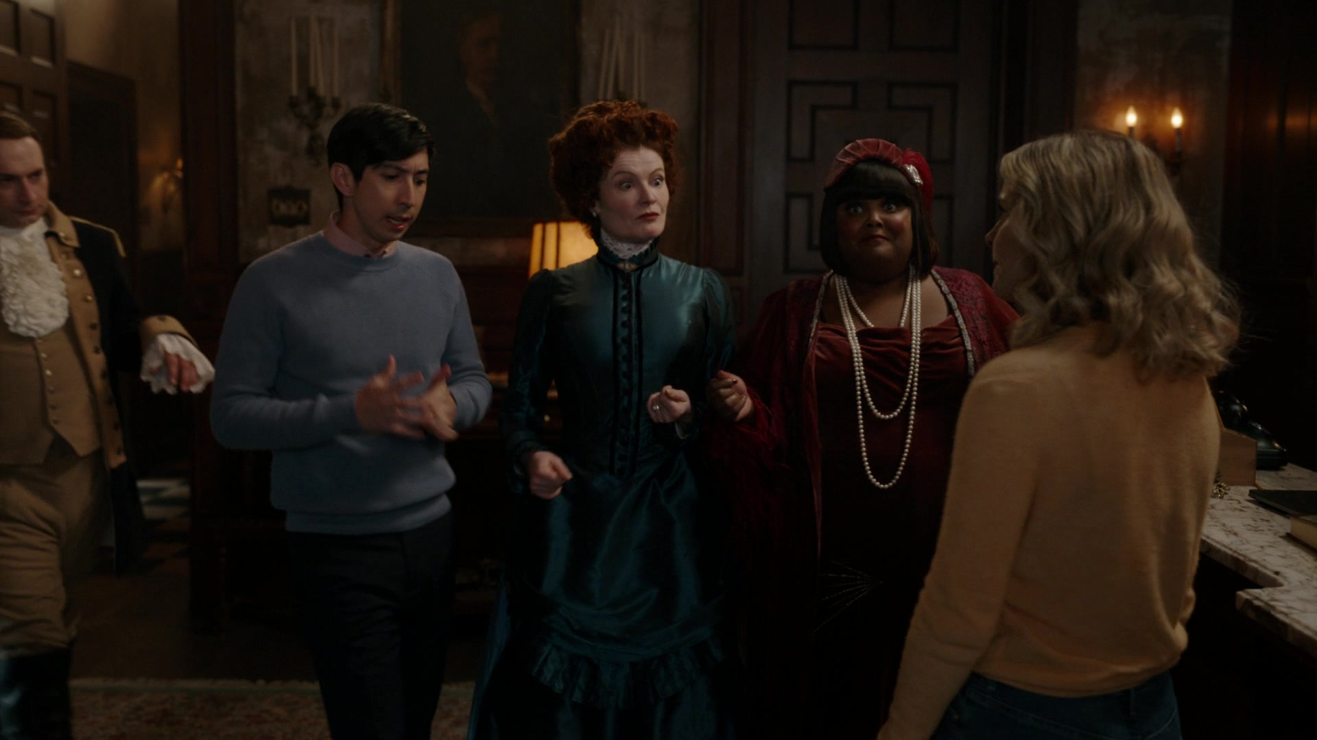 ghostscbs213_28138729.jpg