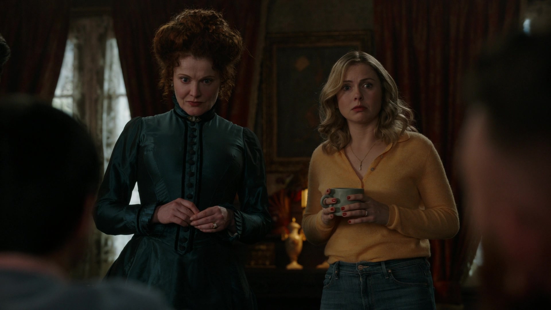 ghostscbs213_2826329.jpg