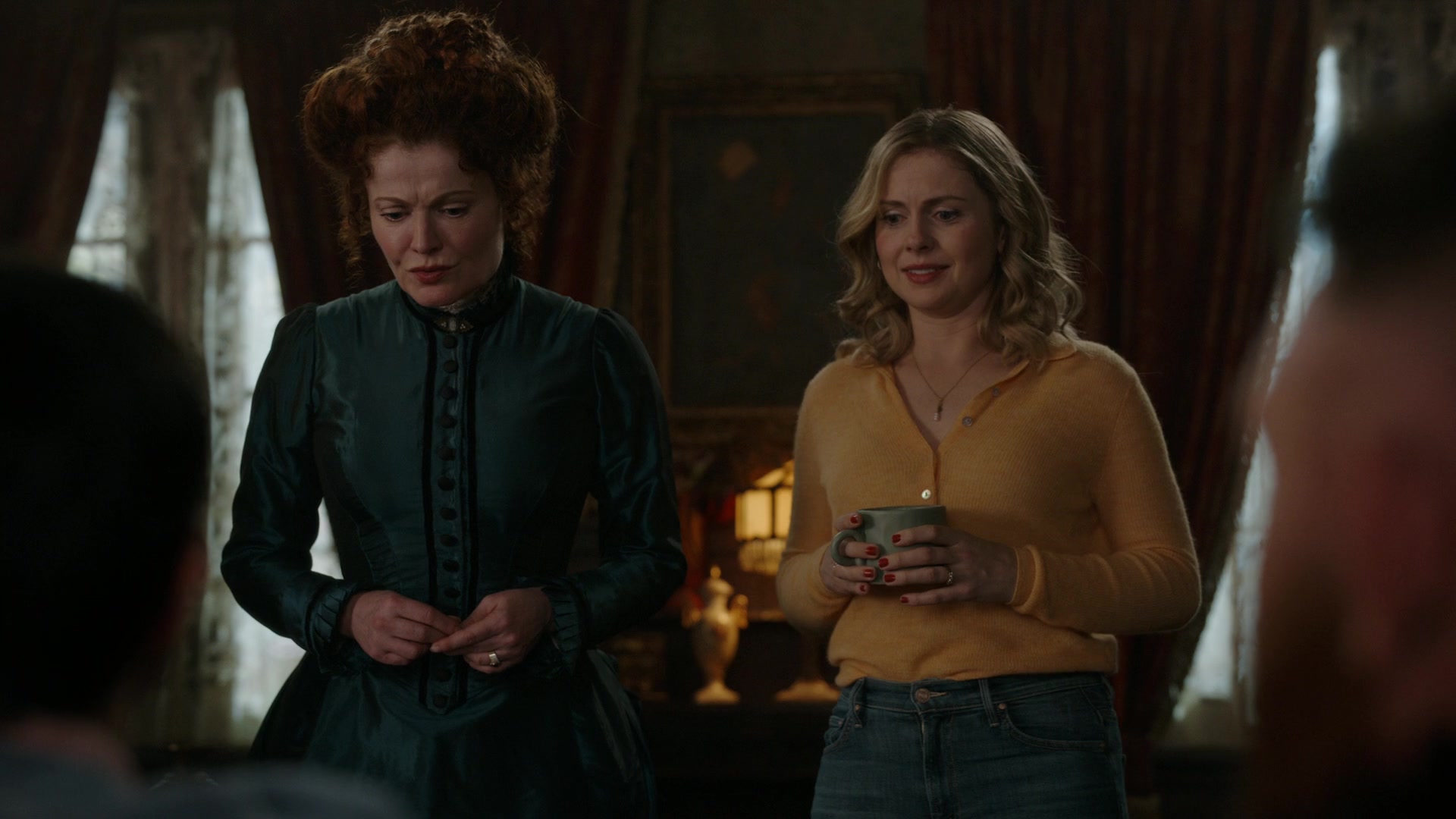 ghostscbs213_2827929.jpg