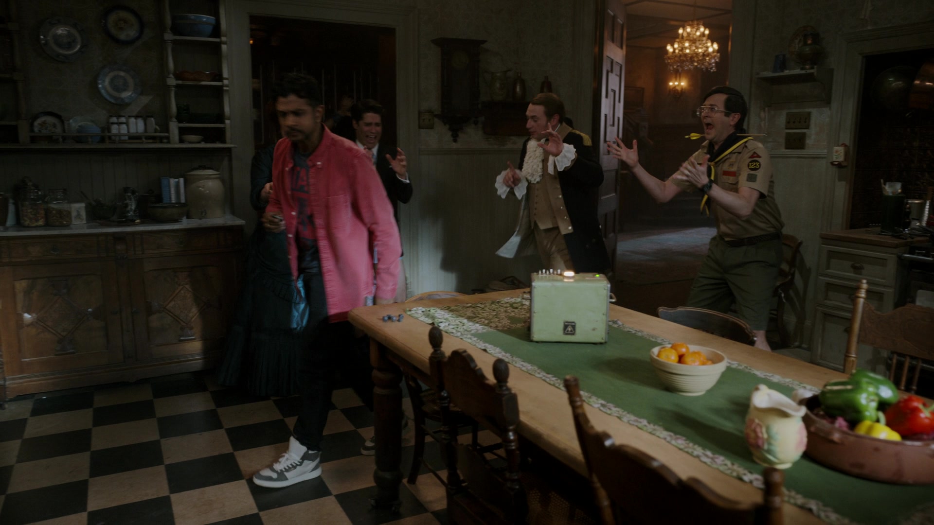 ghostscbs213_2855229.jpg
