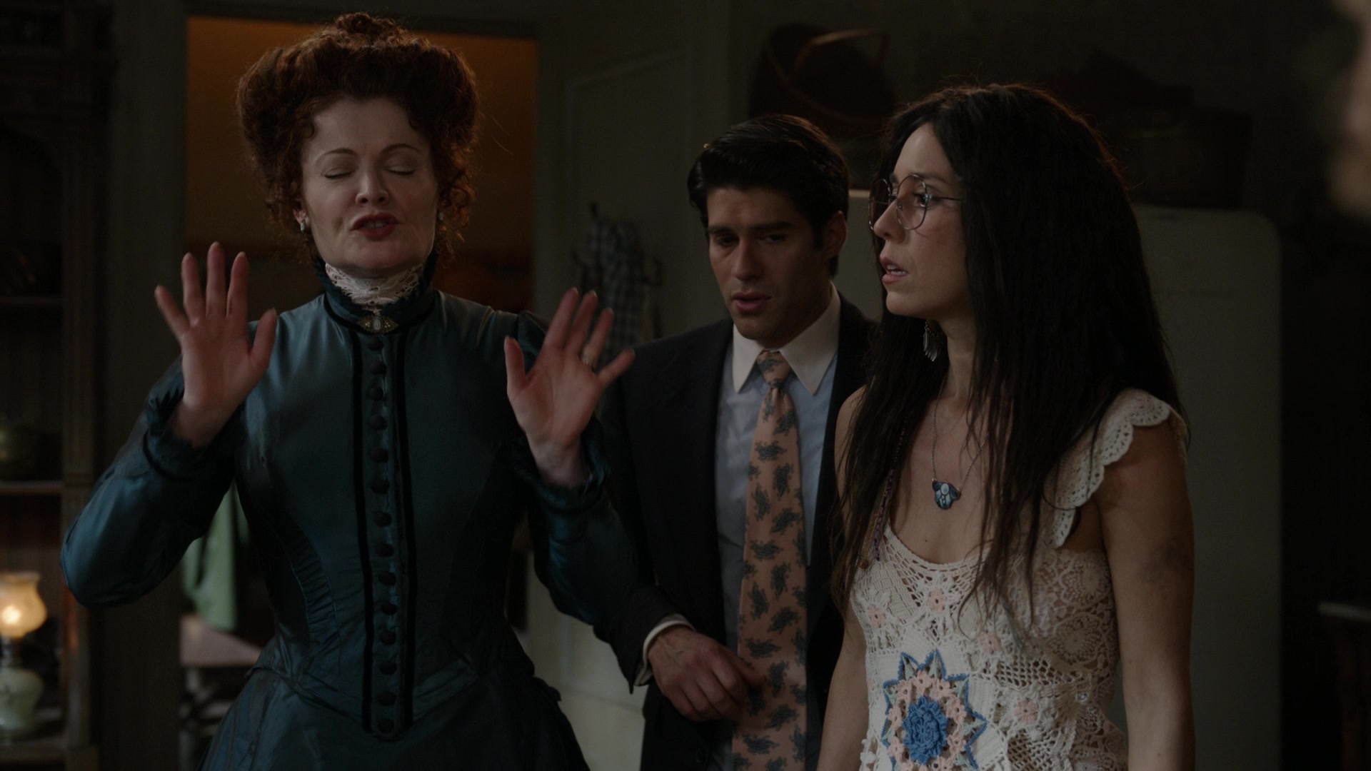 ghostscbs213_2860229.jpg