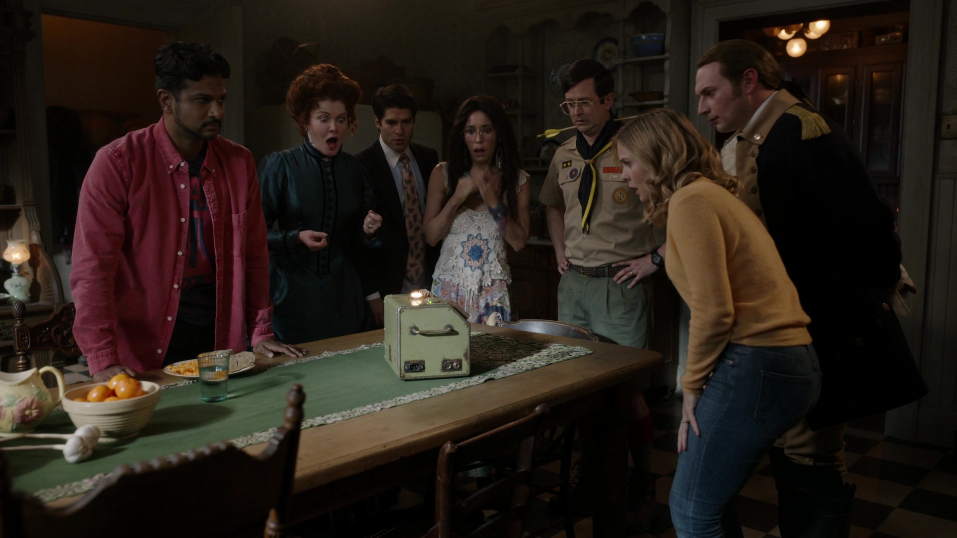 ghostscbs213_2863929.jpg