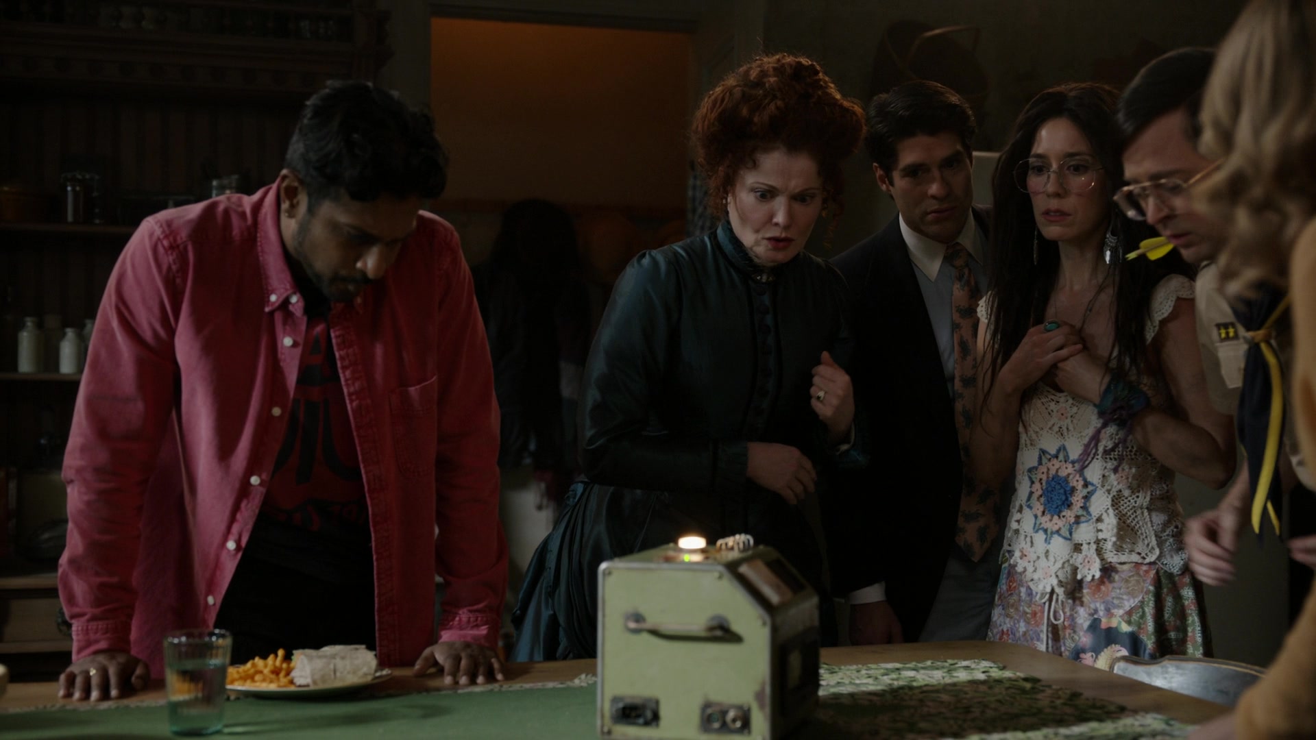 ghostscbs213_2864729.jpg