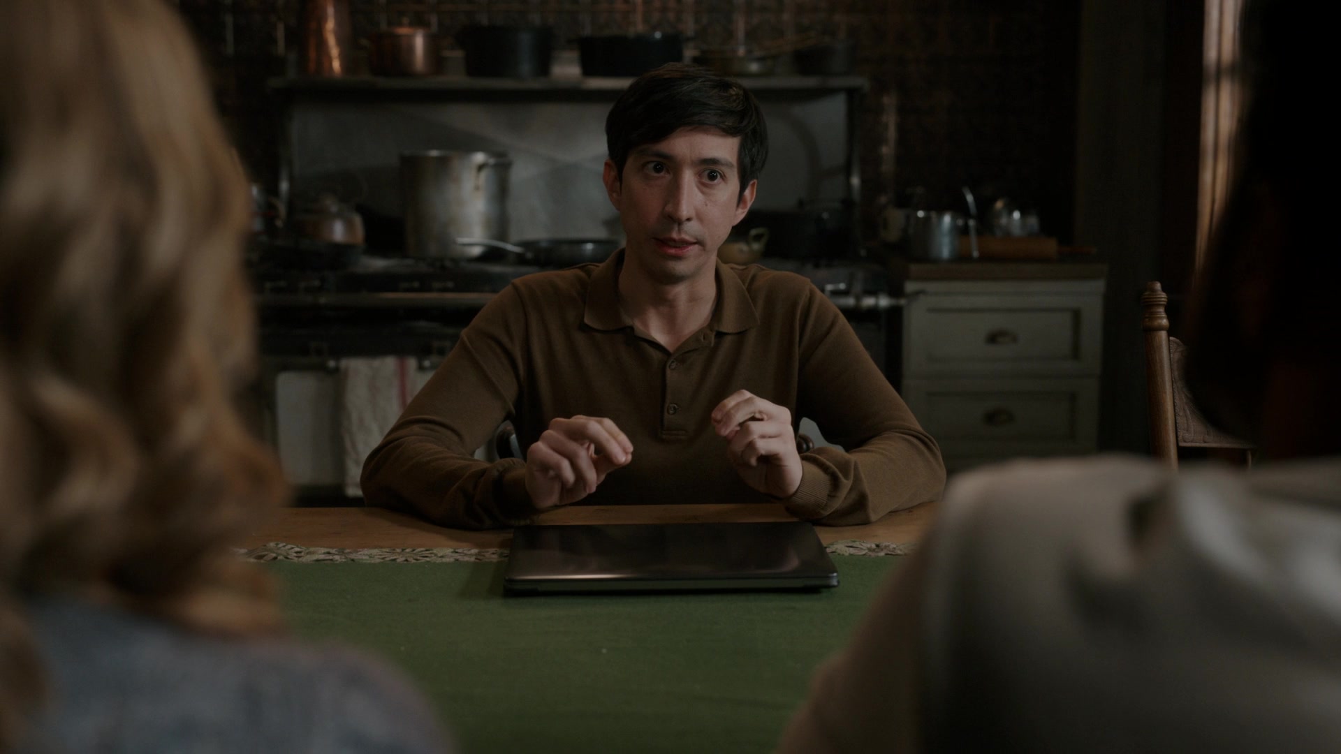 ghostscbs213_28729.jpg