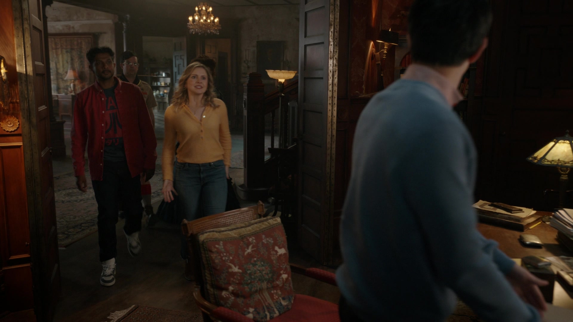 ghostscbs213_2881929.jpg