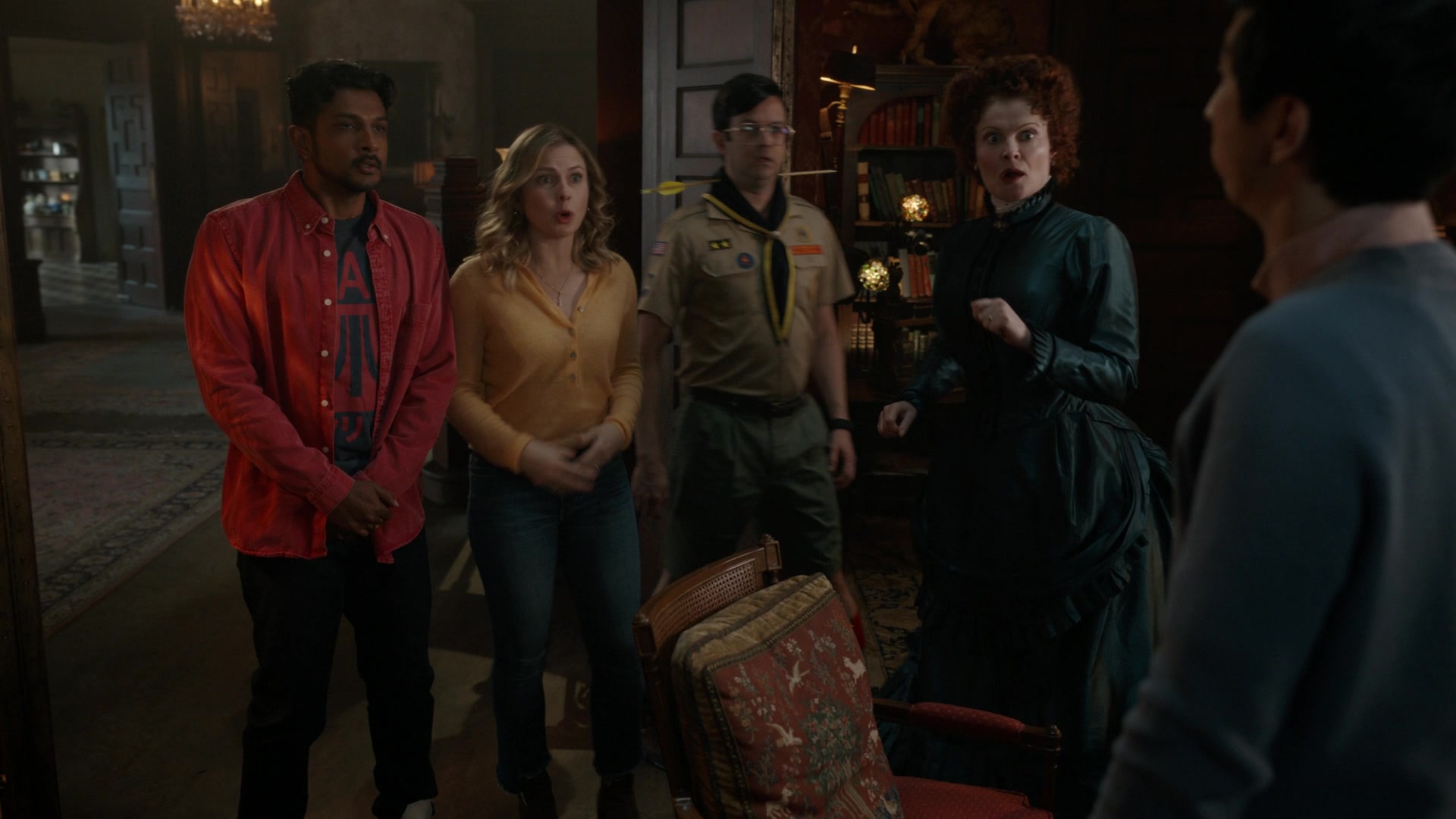 ghostscbs213_2882229.jpg