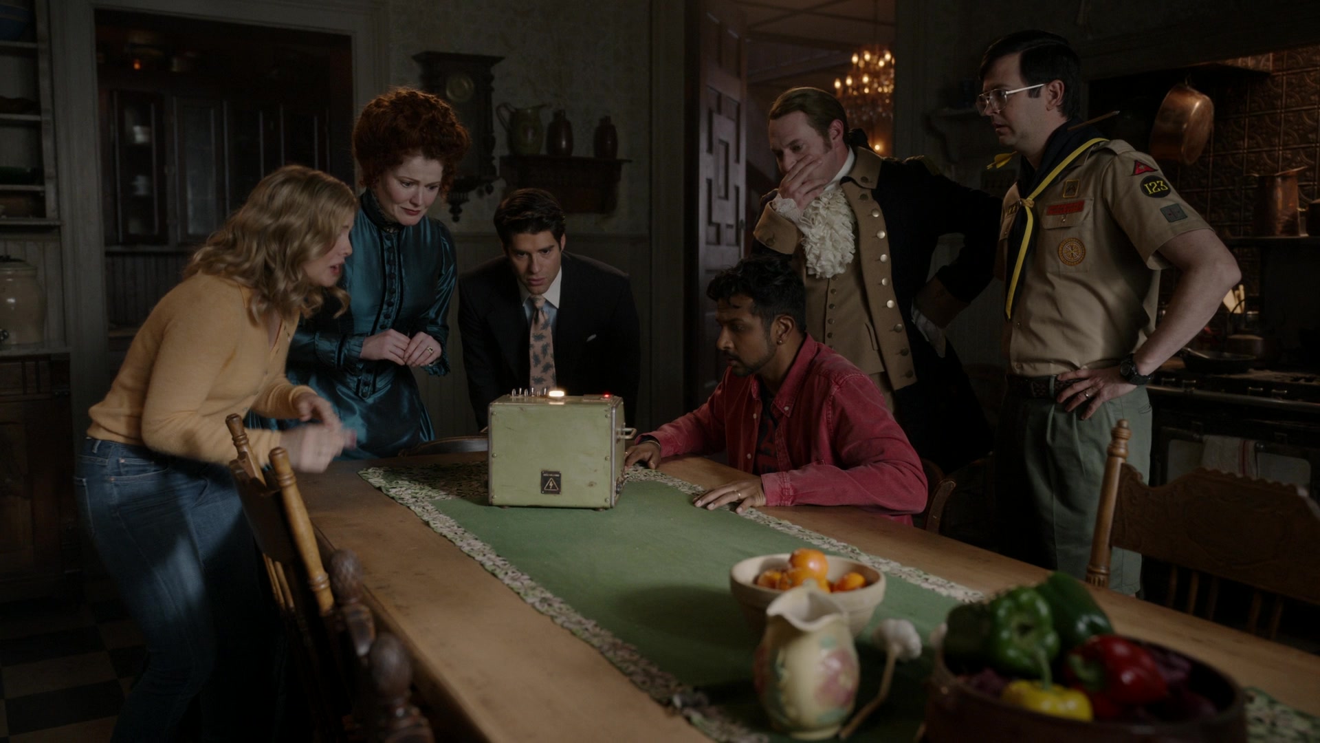 ghostscbs213_2888129.jpg