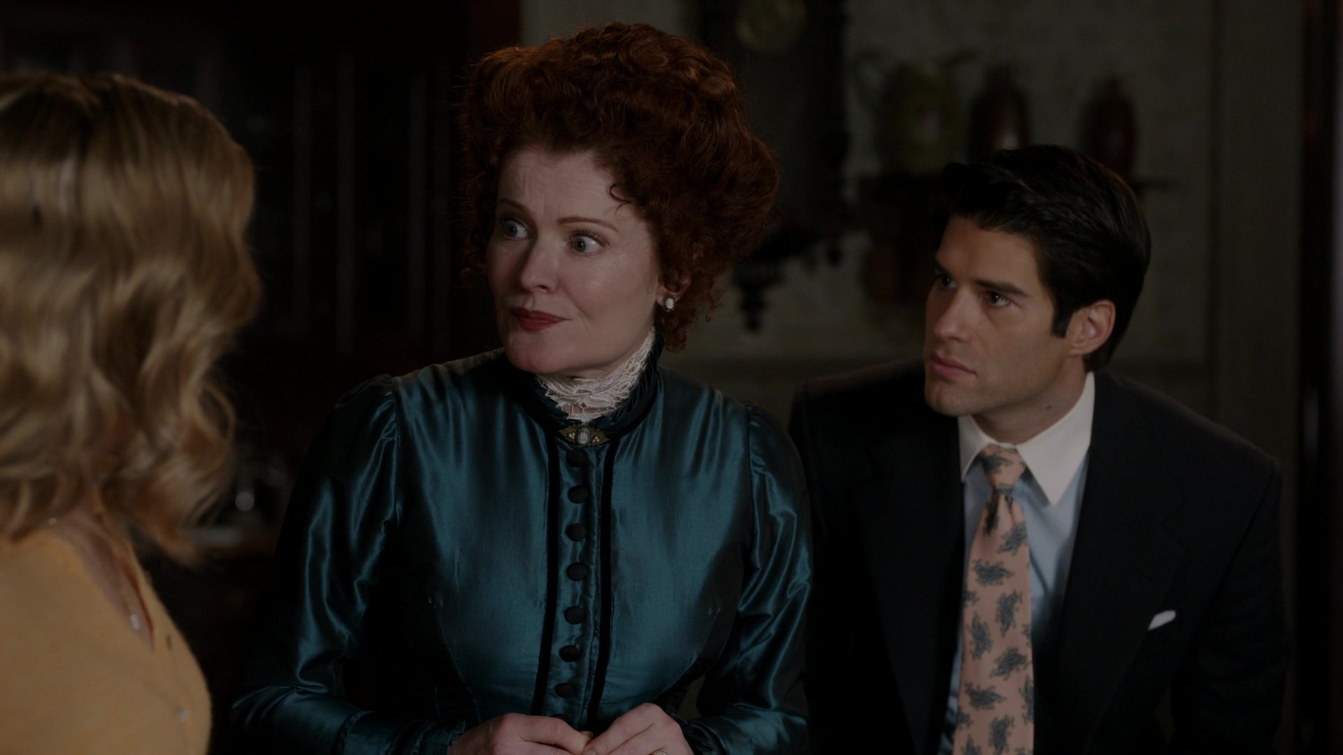 ghostscbs213_2889229.jpg