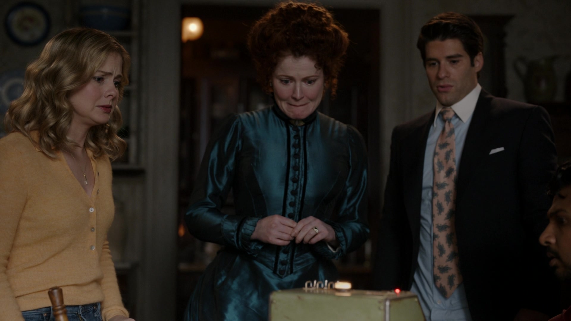 ghostscbs213_2889829.jpg