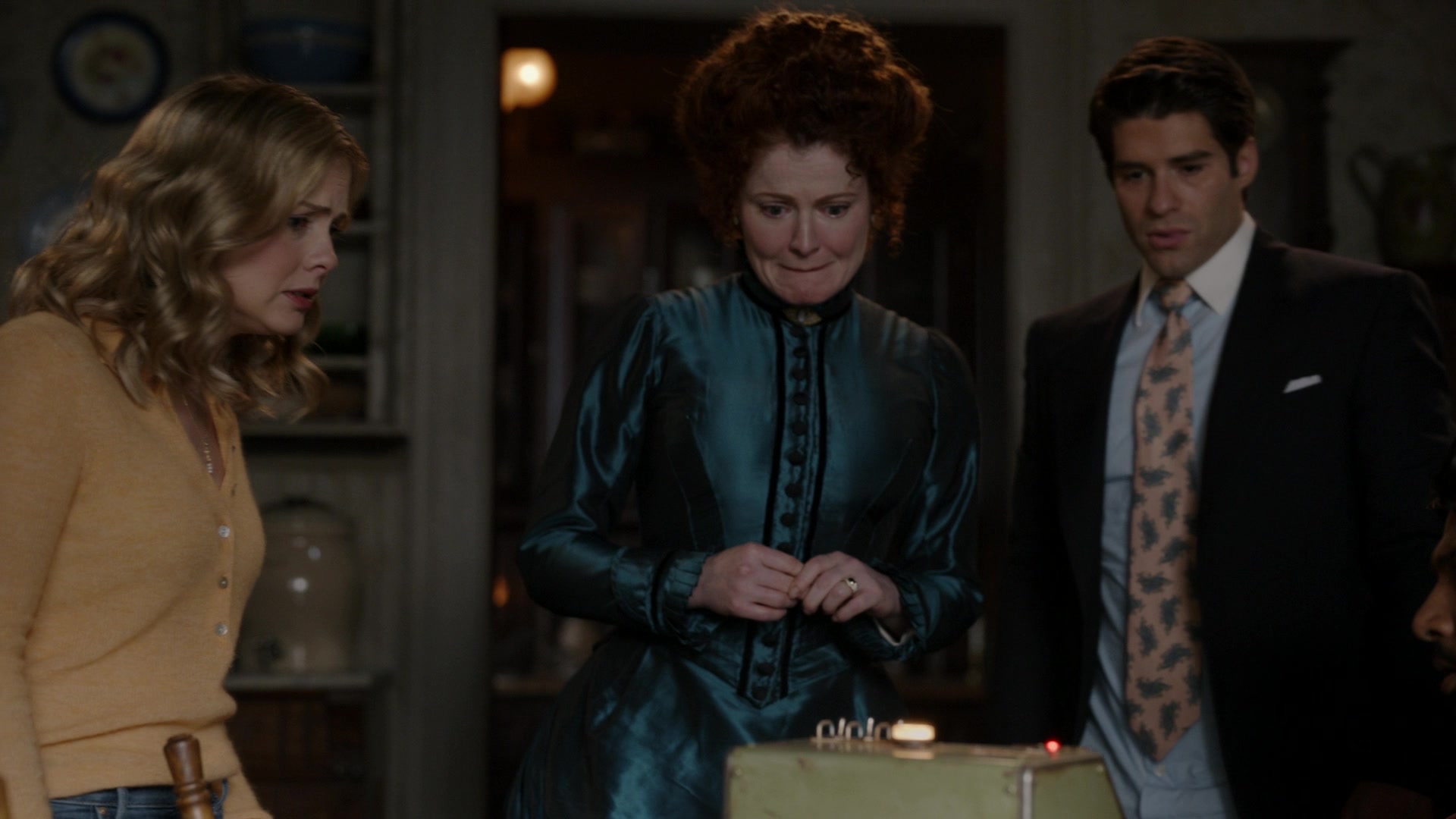 ghostscbs213_2889929.jpg