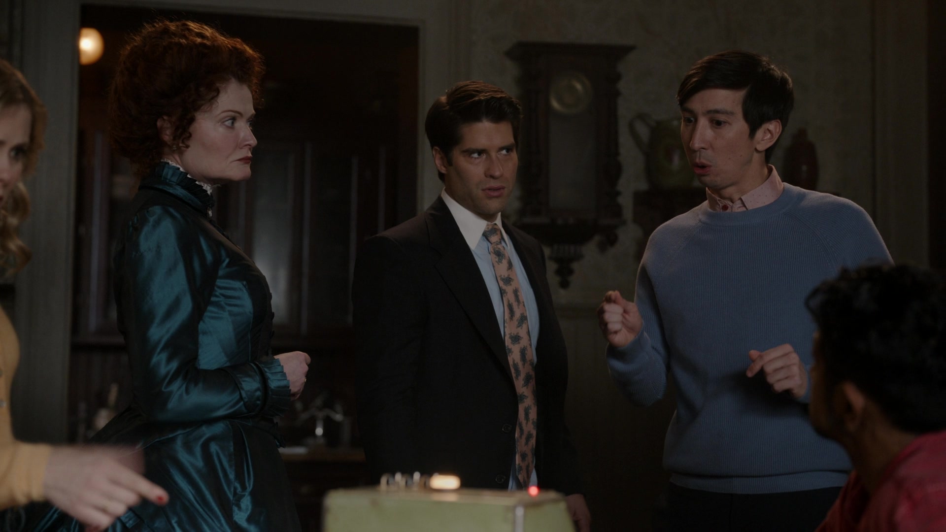 ghostscbs213_2892229.jpg