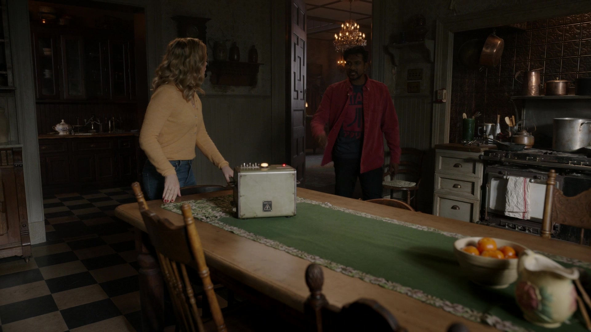 ghostscbs213_2898329.jpg