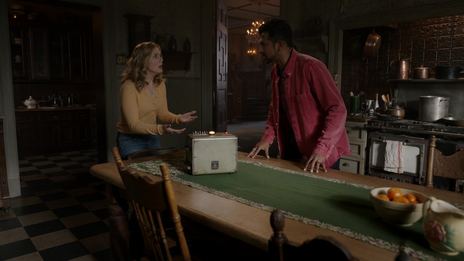 ghostscbs213_2898629.jpg