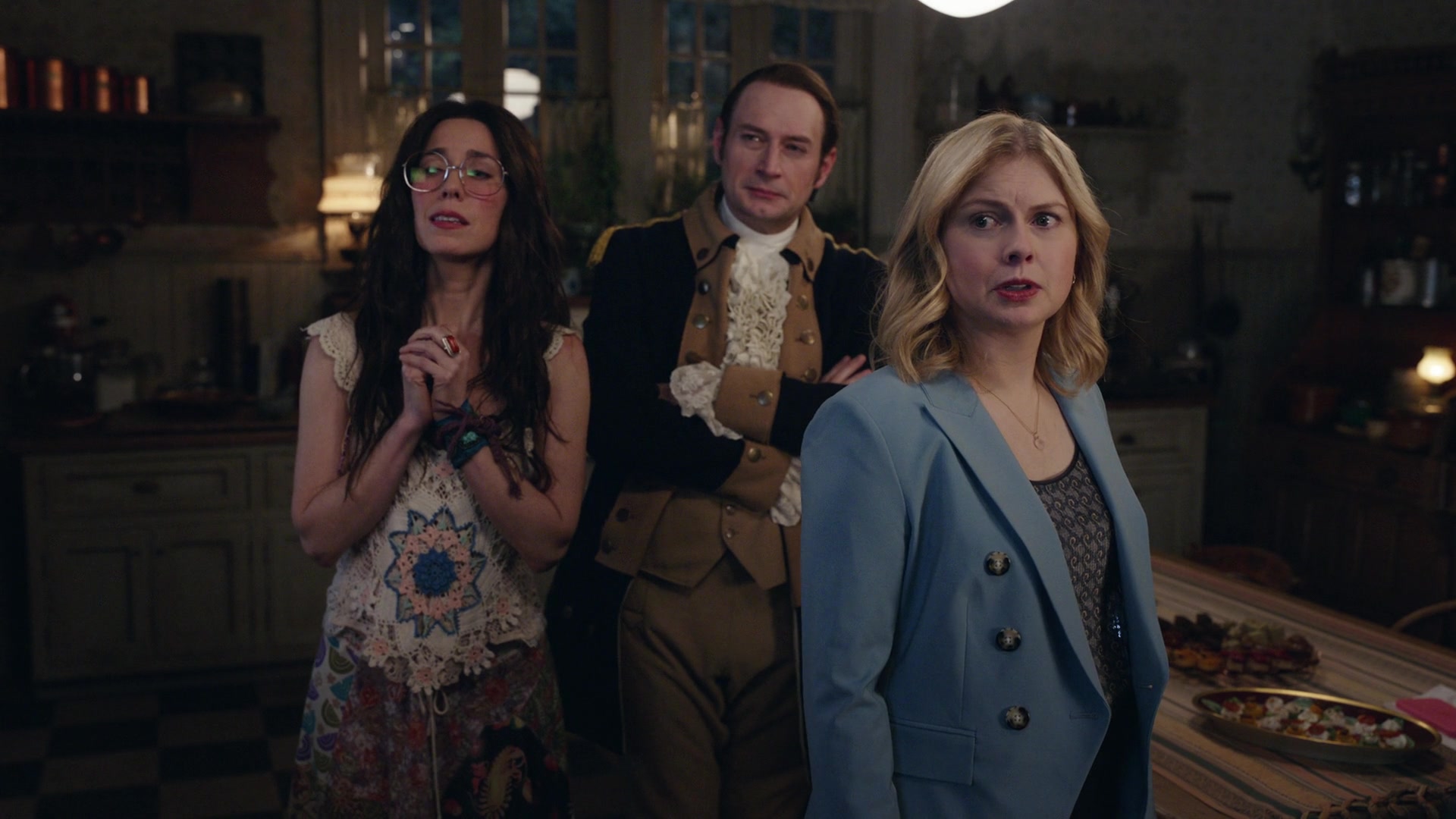 ghosts_516_1040.jpg