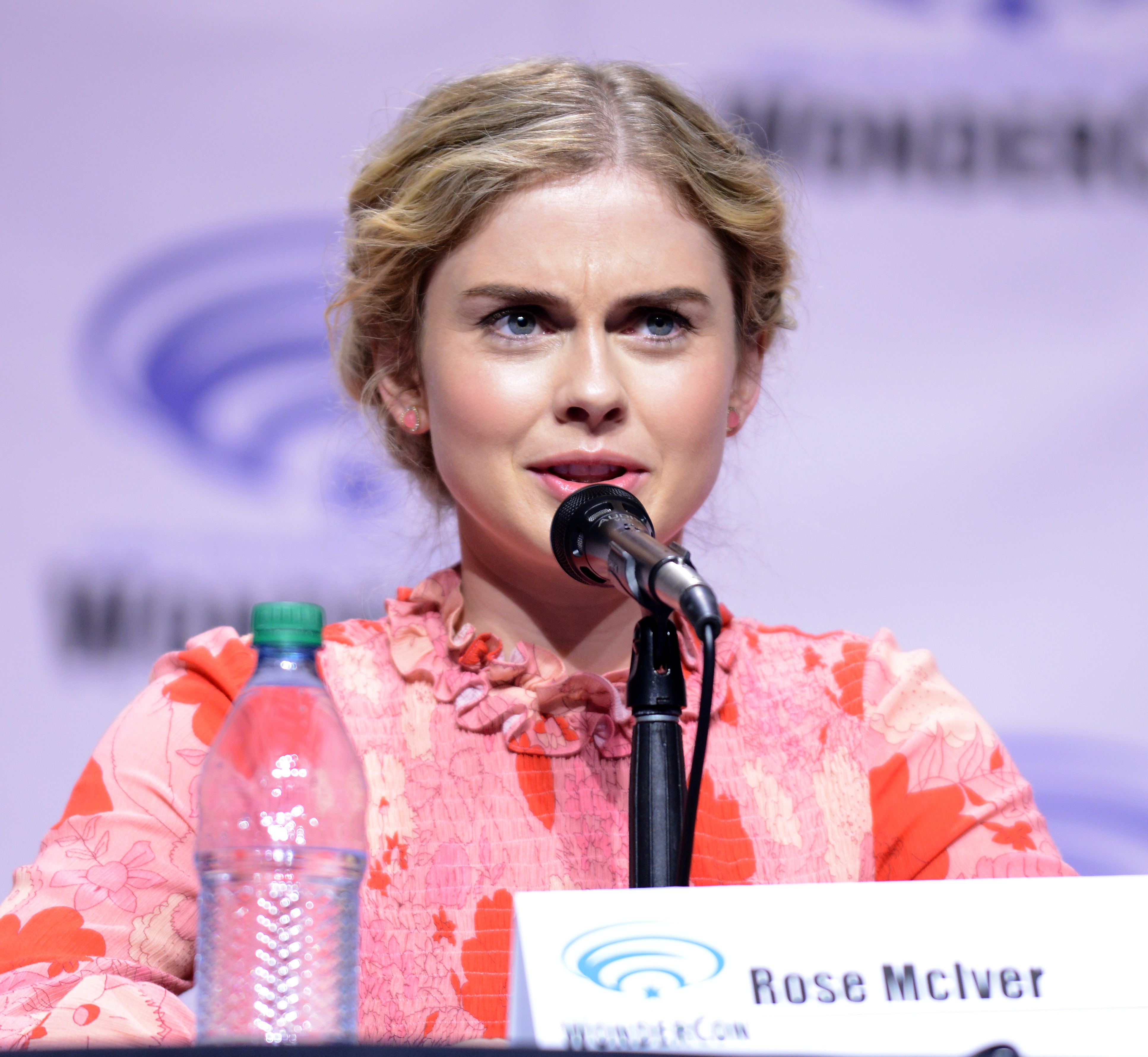 rosemciversource-wondercon_28129.jpg