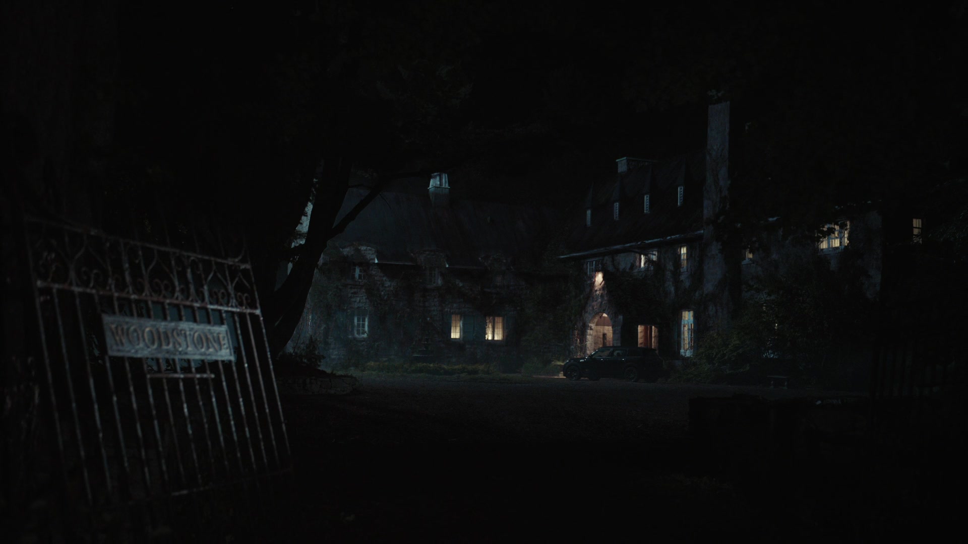 Ghosts_106_1594.jpg