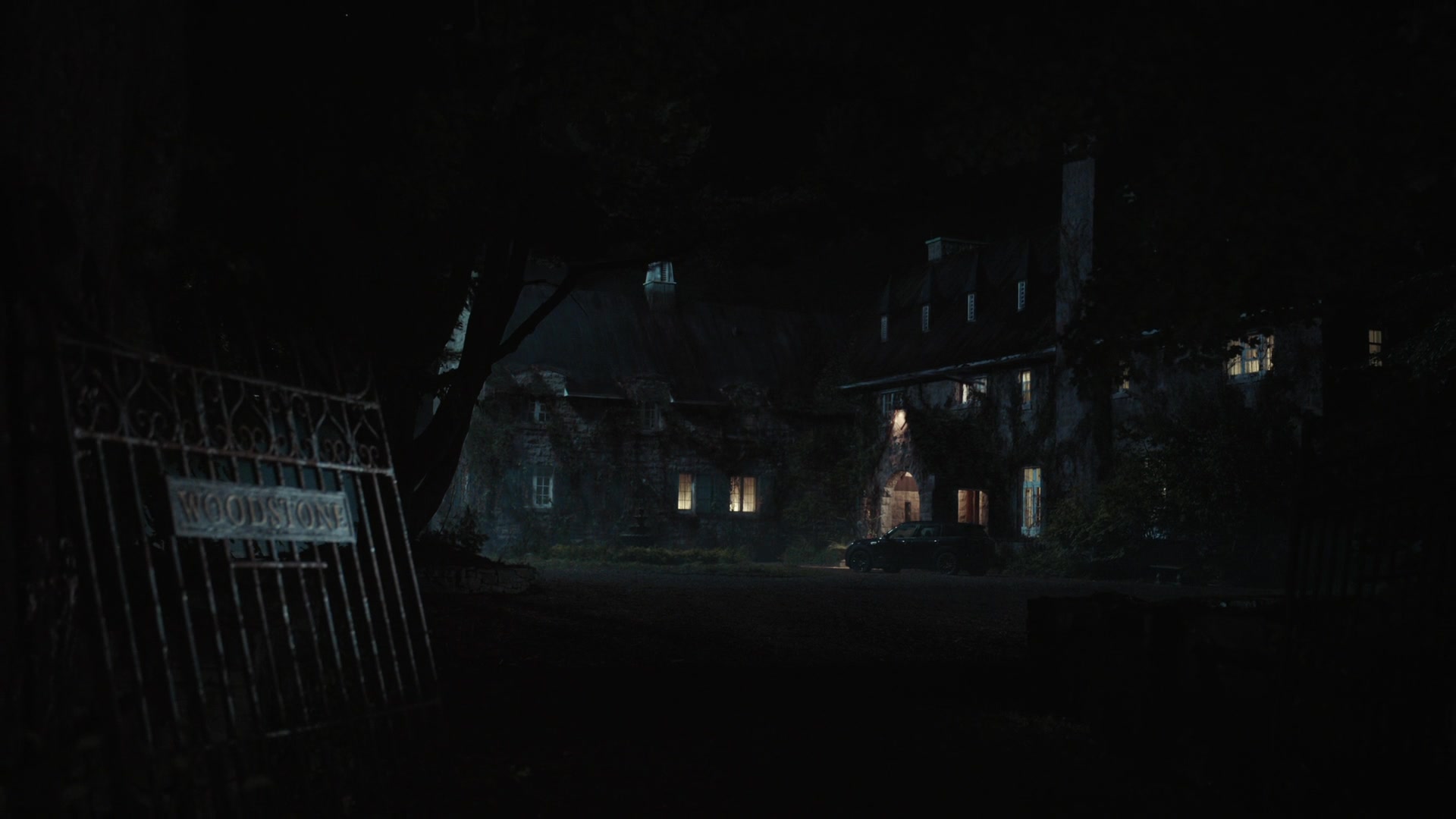 Ghosts_106_1596.jpg
