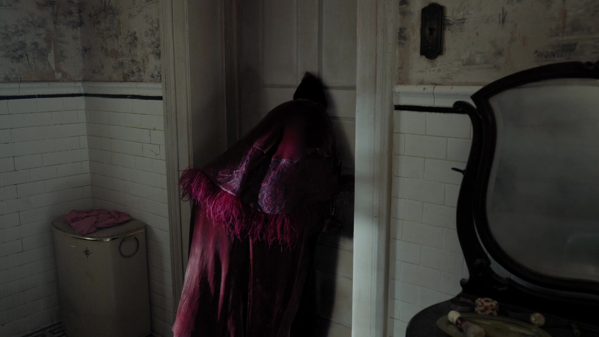 Ghosts_108_1064.jpg