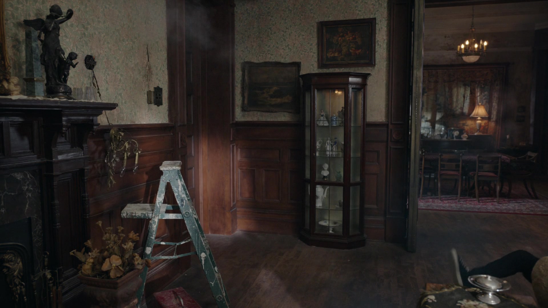 ghosts_110_0206.jpg