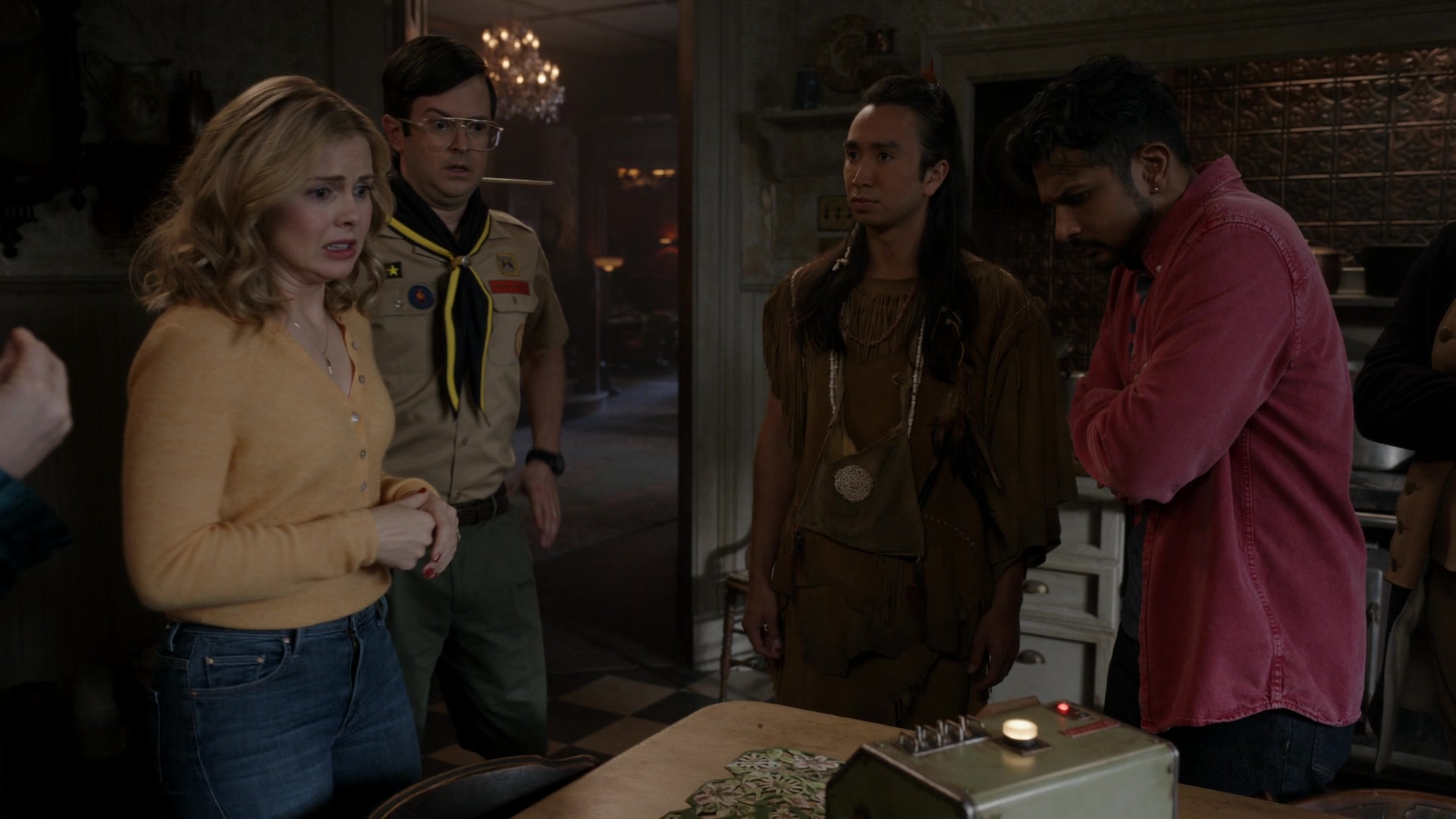 ghostscbs213_28114329.jpg