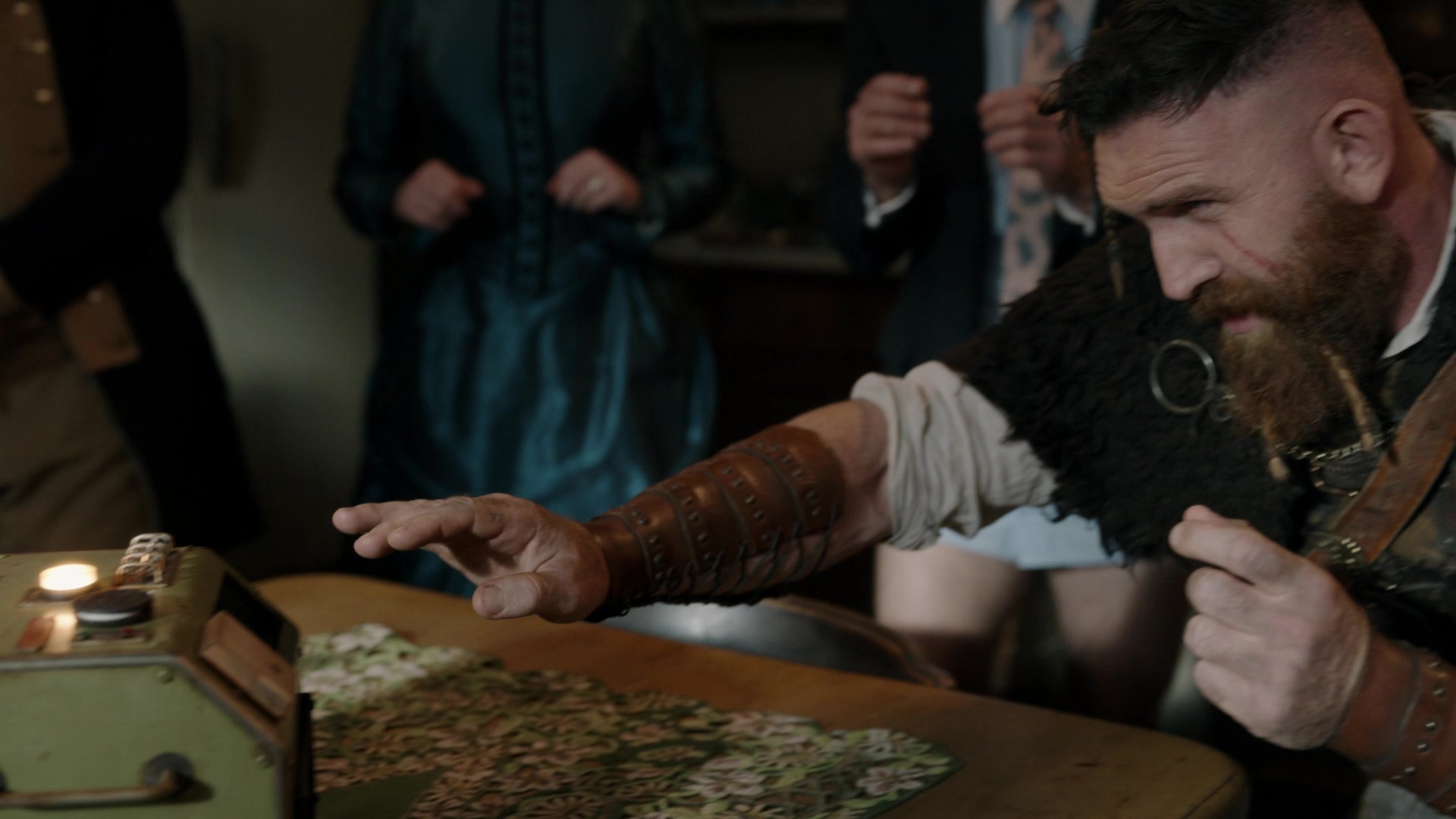 ghostscbs213_2852629.jpg
