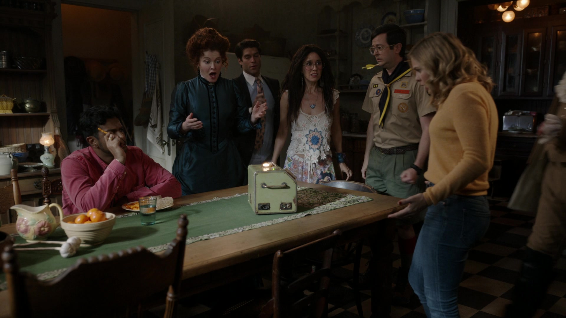 ghostscbs213_2859429.jpg