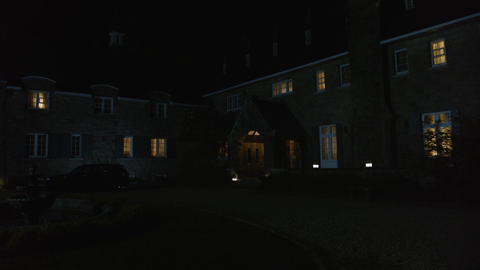 ghosts419_1213.jpg