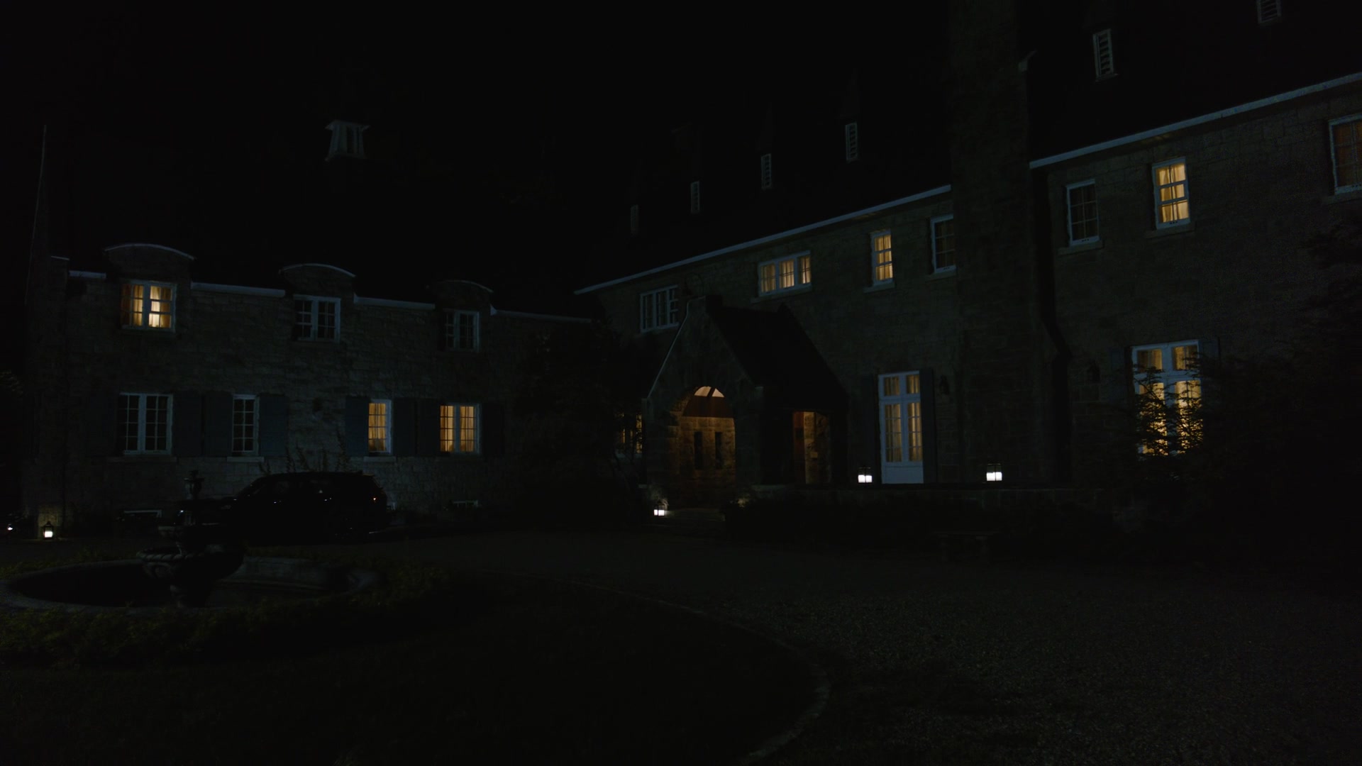 ghosts419_1215.jpg