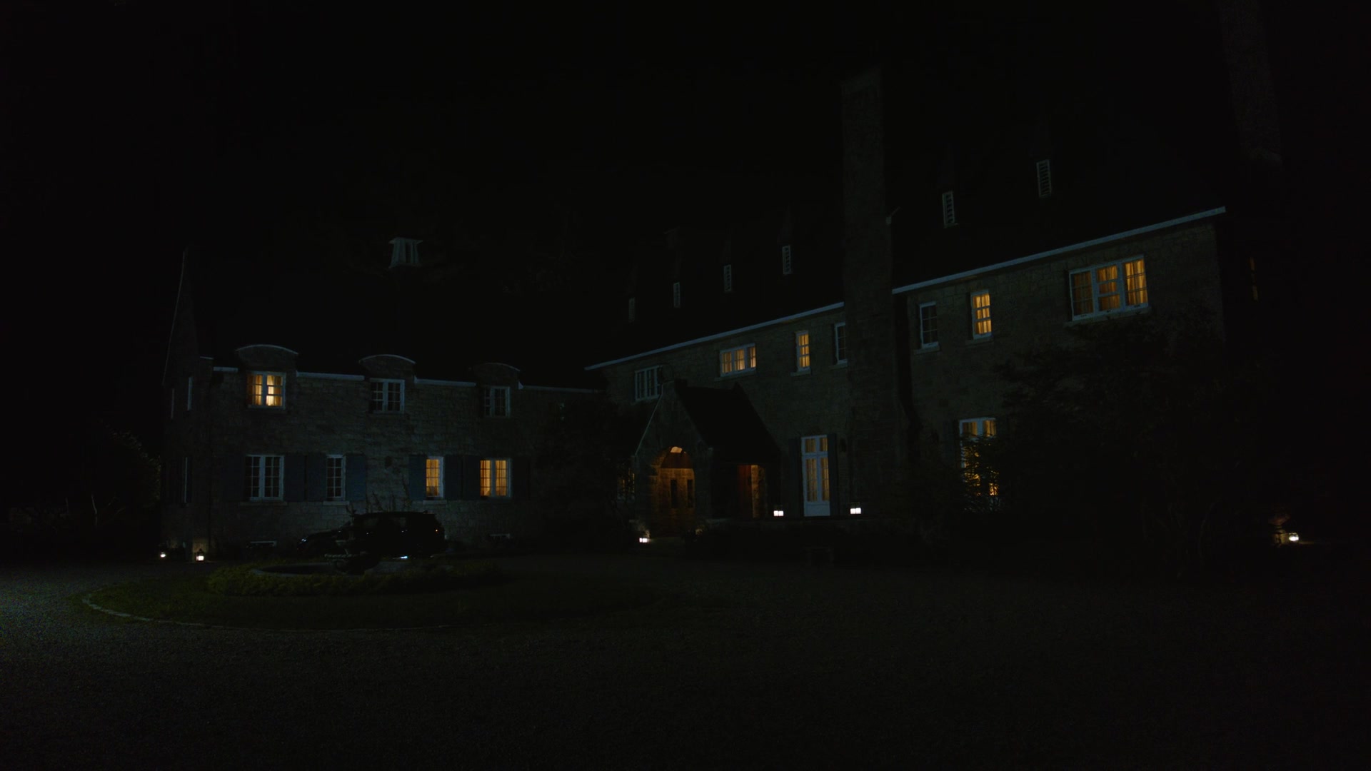 ghosts221_28122529.jpg